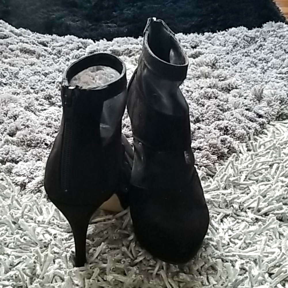 Ankle boots